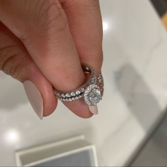♦️Rare oval halo moissanite diamond bridal ring♦️ - Picture 12 of 16